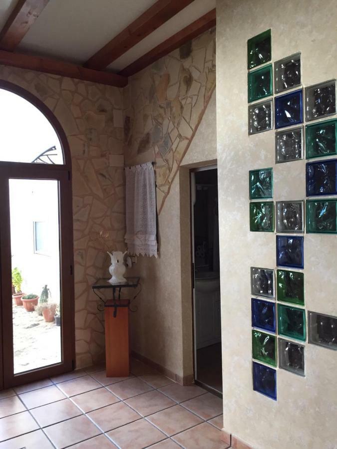 Pension Santa Teresa Villanueva de la Jara Exterior photo